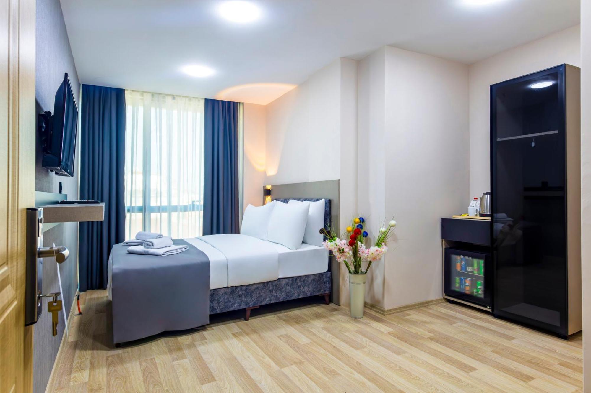The Business Class Hotel Istanbul Exterior photo